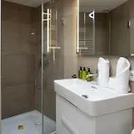 Haus Am Dorfteich App 4 *