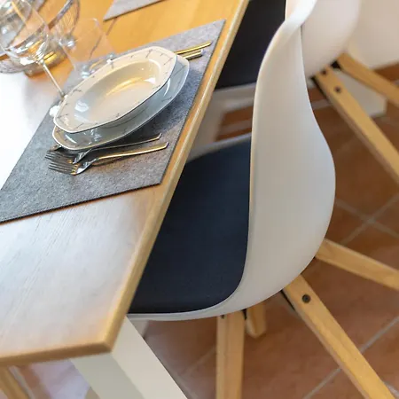 Haus Am Dorfteich App 4 *