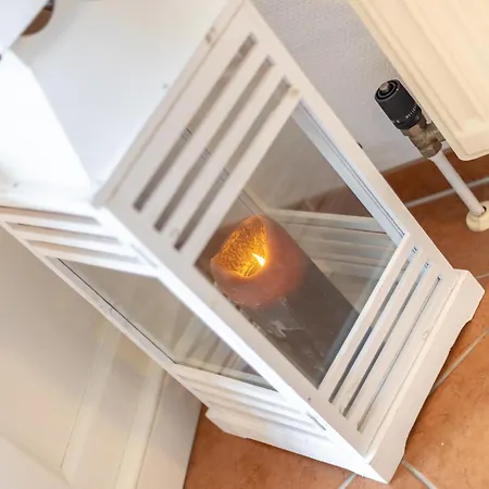 Haus Am Dorfteich App 4 *