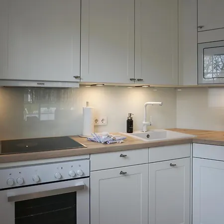 Haus Am Dorfteich App 4 *